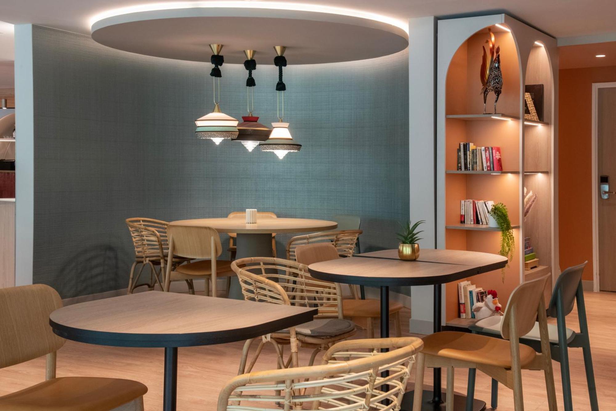 Ibis Golfe De Saint-Tropez Hotel โคโกแล็ง ภายนอก รูปภาพ